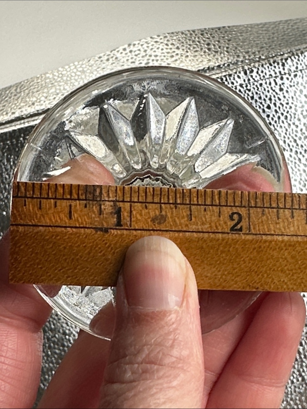 Clear footed swung bud vase mcm star pattern base (S) - Picture 7 of 8